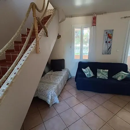 Au Calme, Climatise, Avec Parking, 2 Pas Des Plages, Le Port Apartment *